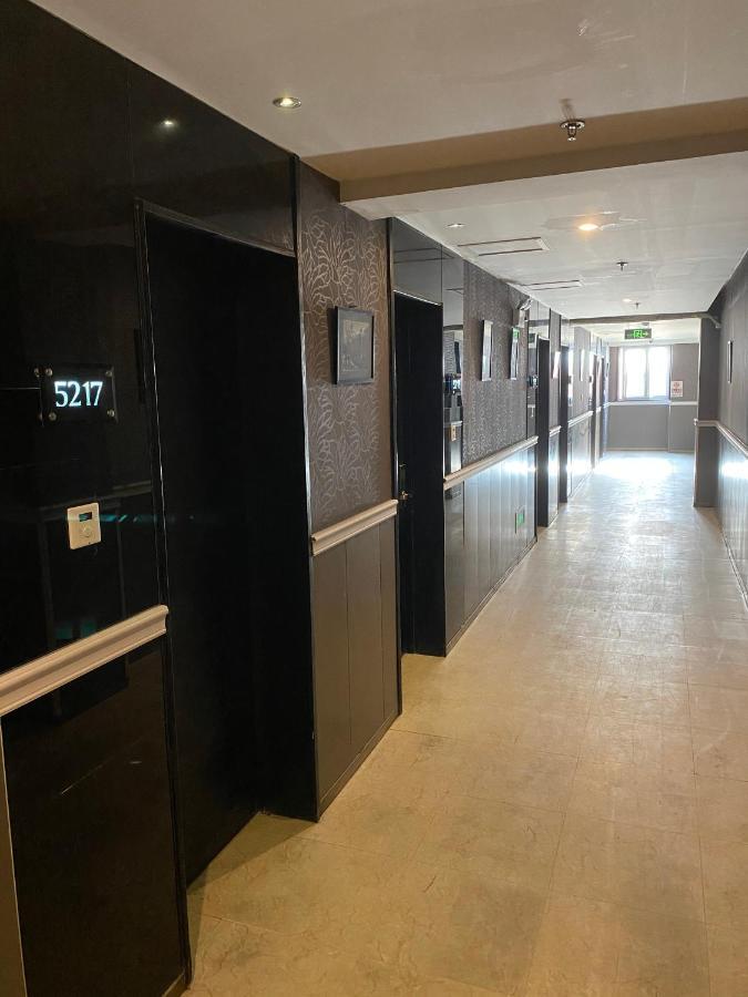 Spring Time Hostel--Nearby Tiananmen Square & Forbidden City & Wangfujing Street & Line 5,6 Subway Nearby,Free Wifi Peking Exteriér fotografie